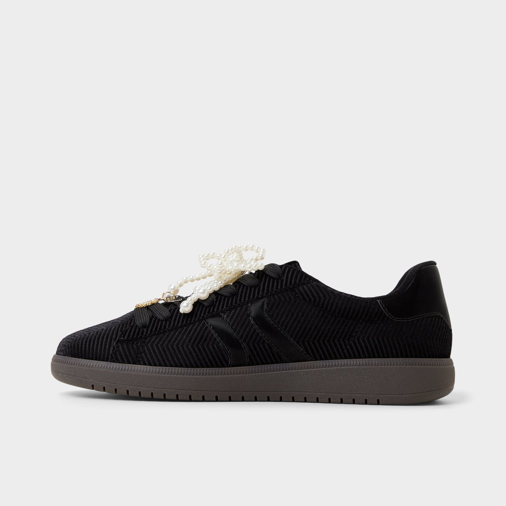 Aldo Chicsneaker2 in Black Black - Low top sneaker, Cup sole Women